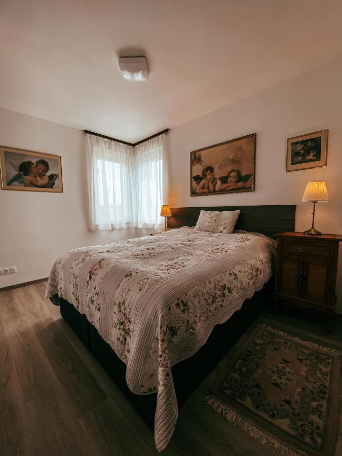 Galerius Apartmanok By Bltn Siófok Exteriér fotografie